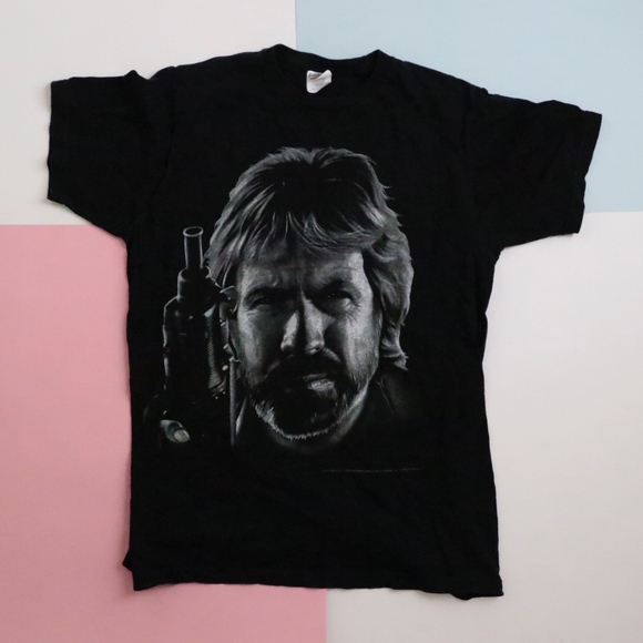 Chuck Norris Delta Force t-shirt Awesome America Army Military MartialArts Fight - Picture 1 of 4